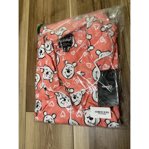 NWT! Disney Winnie the Pooh Pink Pajama Set Size Medium - Picture 2 of 4